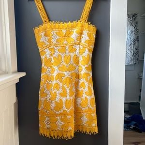 Woman’s Saylor yellow floral dress size XS